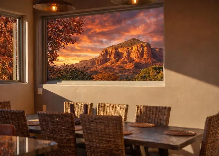 Red Rock Views - Heated Pool, Spa, Firepit, & Billiards - Luxe 6br Retreat Vakantiehuis Sedona