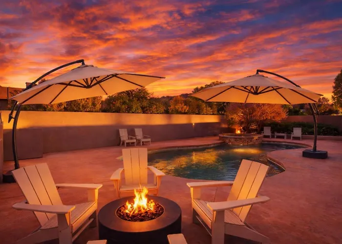 Vakantiehuis Red Rock Views - Heated Pool, Spa, Firepit, & Billiards - Luxe 6br Retreat