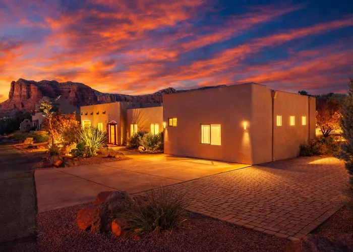 Vakantiehuis Red Rock Views - Heated Pool, Spa, Firepit, & Billiards - Luxe 6br Retreat Sedona