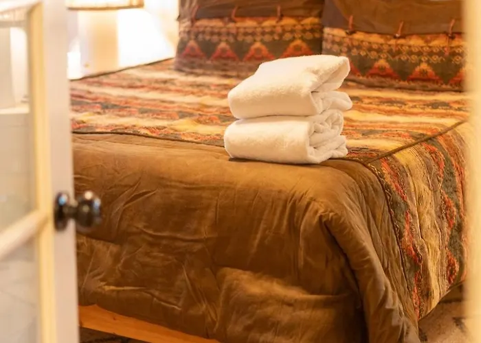 Red Rock Views - Heated Pool, Spa, Firepit, & Billiards - Luxe 6br Retreat Sedona