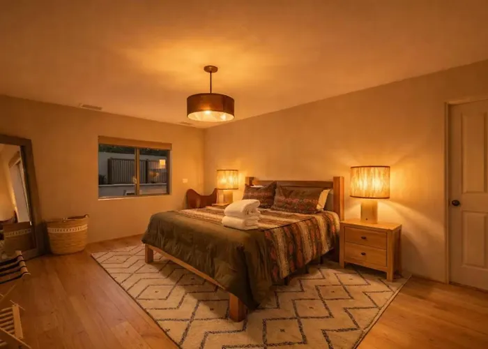 Vakantiehuis Red Rock Views - Heated Pool, Spa, Firepit, & Billiards - Luxe 6br Retreat Sedona